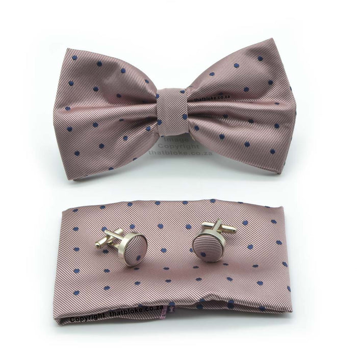 Ultra Light Opera Mauve Purple Bow Tie Pocket Square Cufflink Set With Black Polkadots Polyester