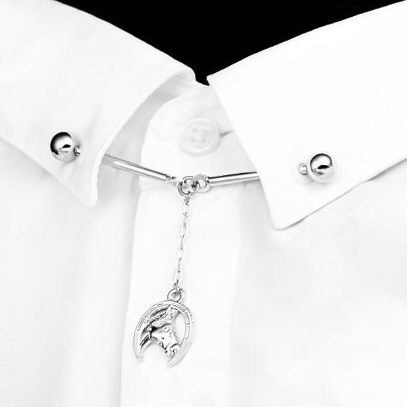Silver Horse Hoof Collar Bar and Chain Ball Caps On Shirt